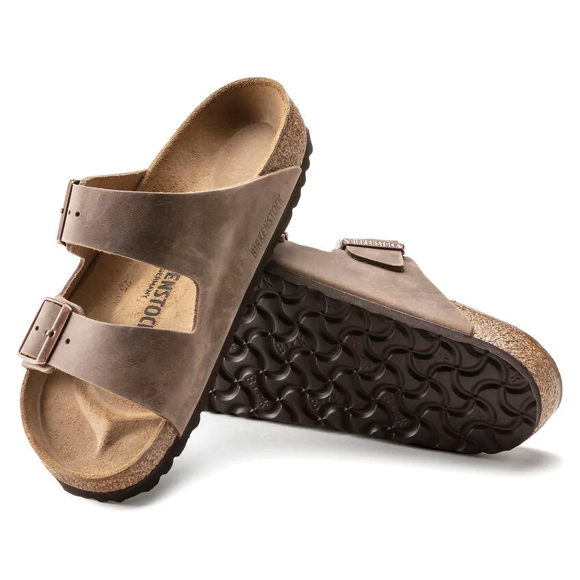 BIRKENSTOCK ARIZONA CLASSIC FOOTBED SANDAL - TOBACCO OILED LEATHER