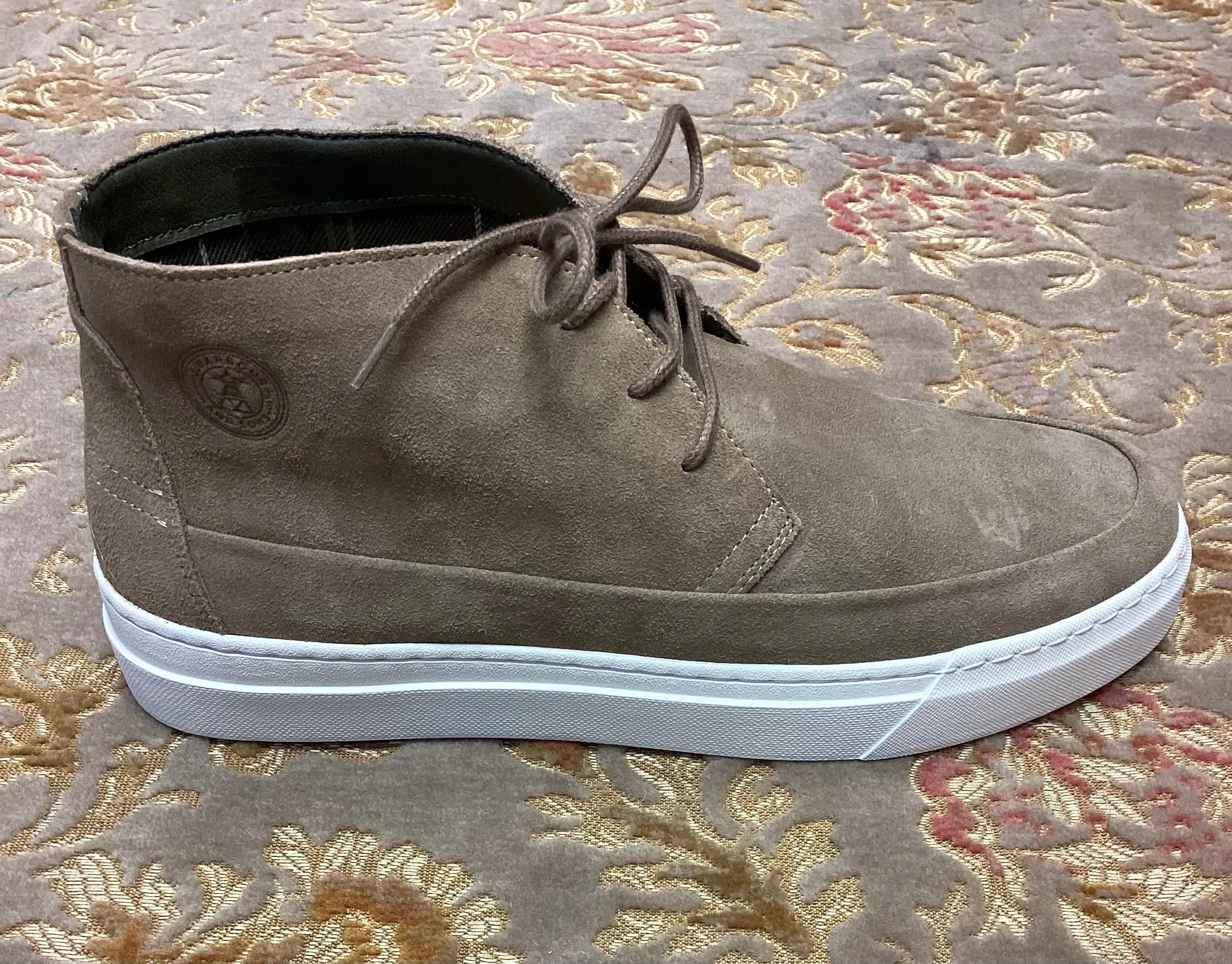 BNIB Barbour Beige Mason Suede Chukka Boots Size 8