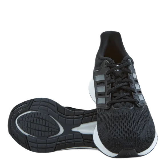 EQ21 Run Shoes Core Black / Iron Metallic / Carbon