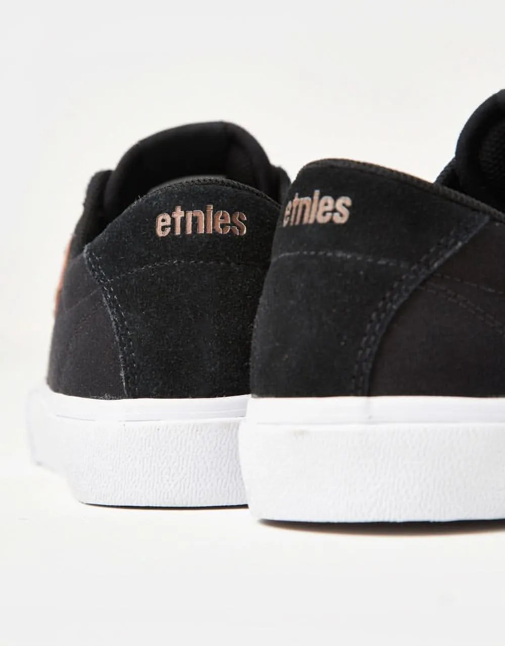 Etnies Barge Plus Skate Shoes - Black/White