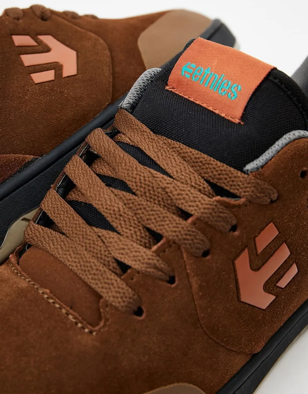 Etnies x Michelin Marana Skate Shoes - Brown/Black/Tan