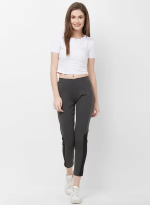 Grey Patch Jegging