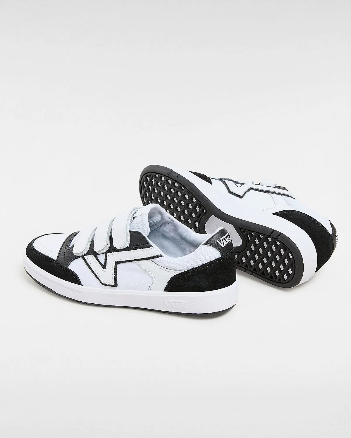 VANS Unisex Lowland ComfyCush Trainers - Black / White